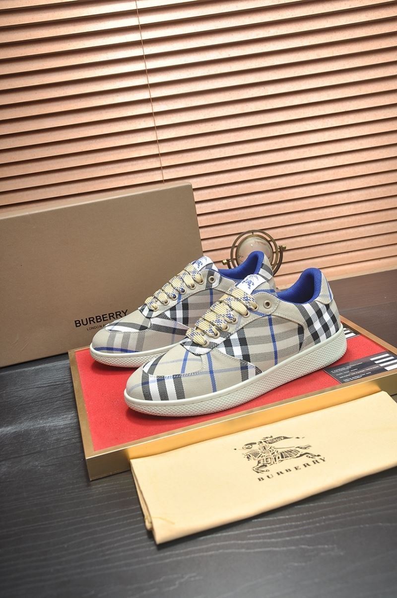 Burberry Low Shoes